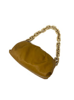 Bottega Veneta Mustard 
23 
The Chain Pouch
 Leather Shoulder Bag