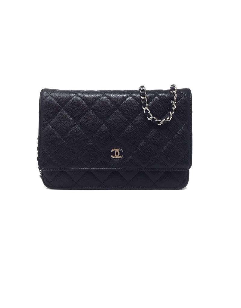 Chanel 
11 Caviar Classic WOC