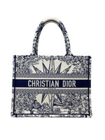 Christian Dior Blue/White WDB! 
22 MD 
Book Tote
 Rêve d’infini Bag