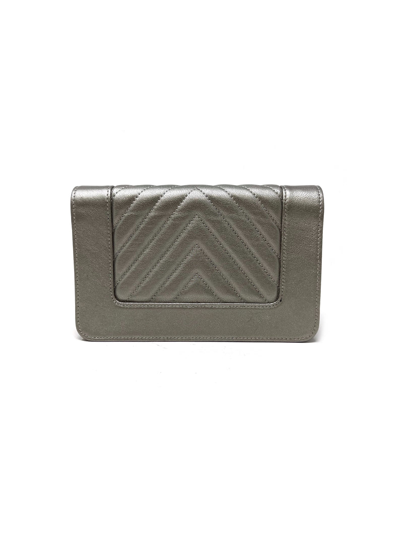 Chanel 
17-
18 
Mademoiselle Vintage
 Chevron WOC