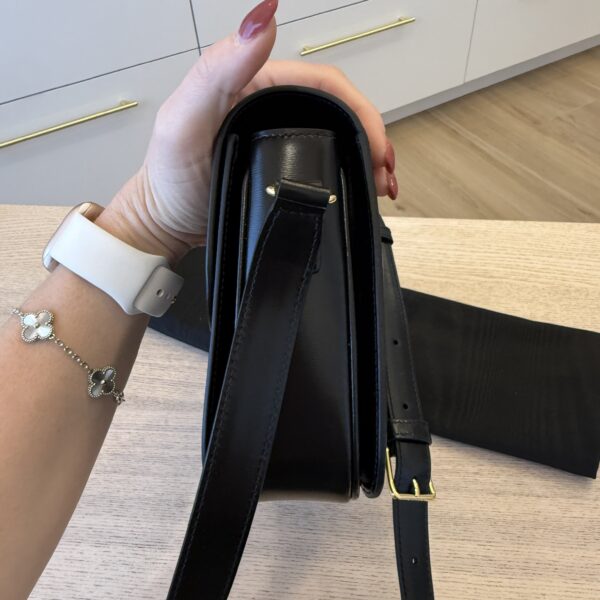 Celine Shiny Calfskin Medium Triomphe Black