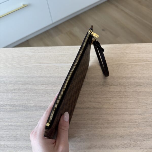 Louis Vuitton Damier Ebene Neverfull Pochette MM/GM
