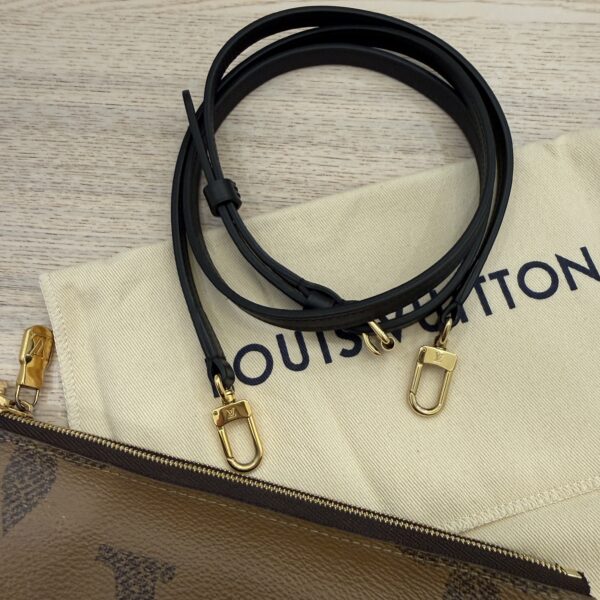 Louis Vuitton Double Zip Pochette Limited Edition Reverse Monogram Giant