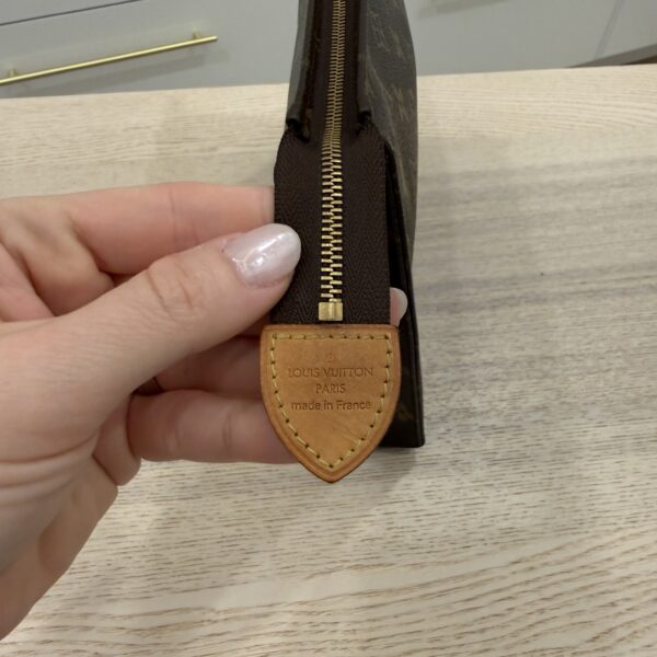 Louis Vuitton Monogram Toiletry 26
