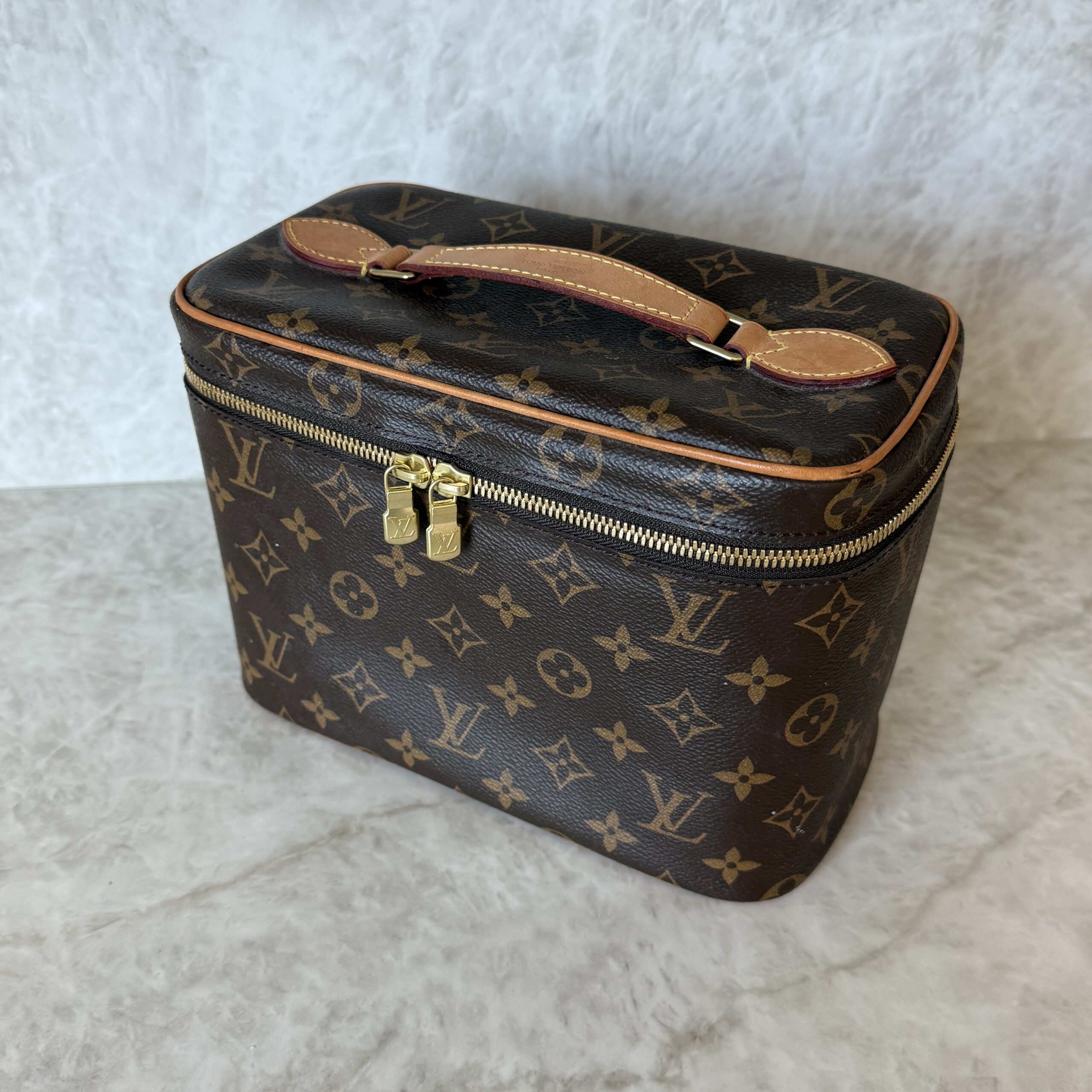 Louis Vuitton Monogram Nice BB