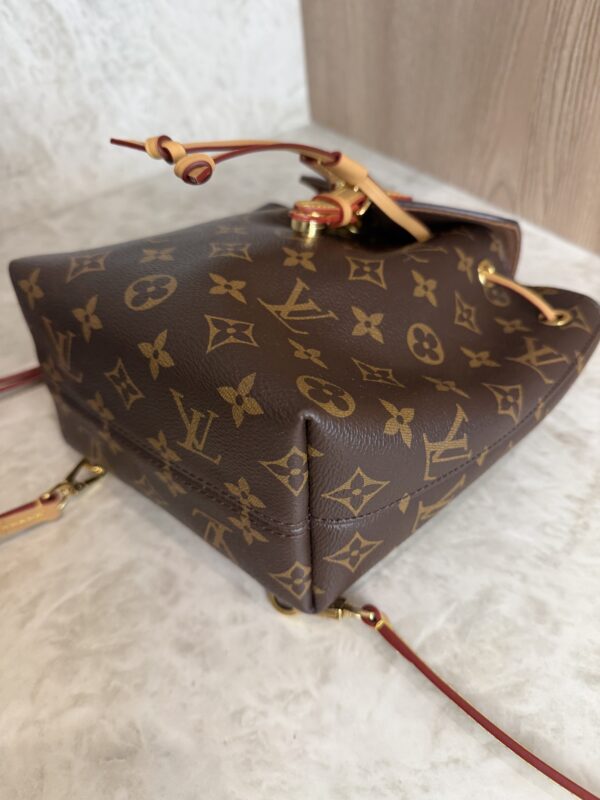 Louis Vuitton Monogram Montsouris BB NM
