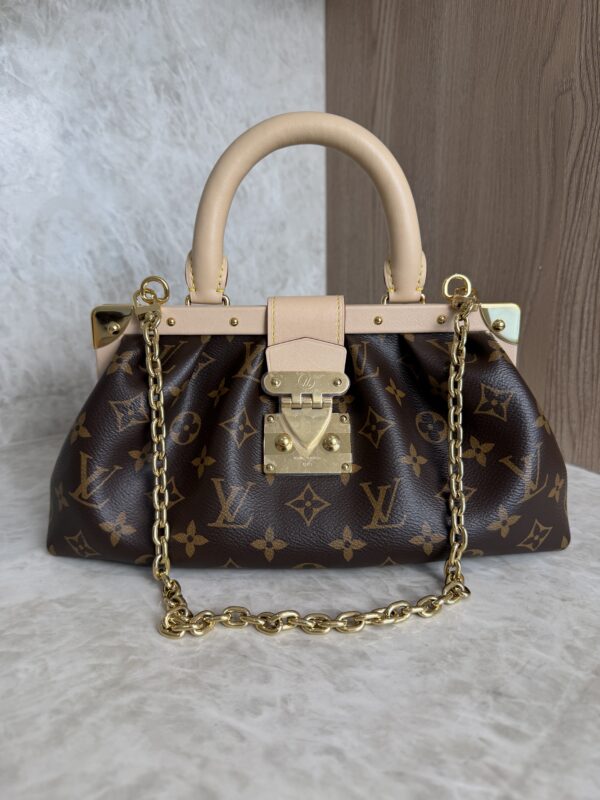 Louis Vuitton Monogram Clutch