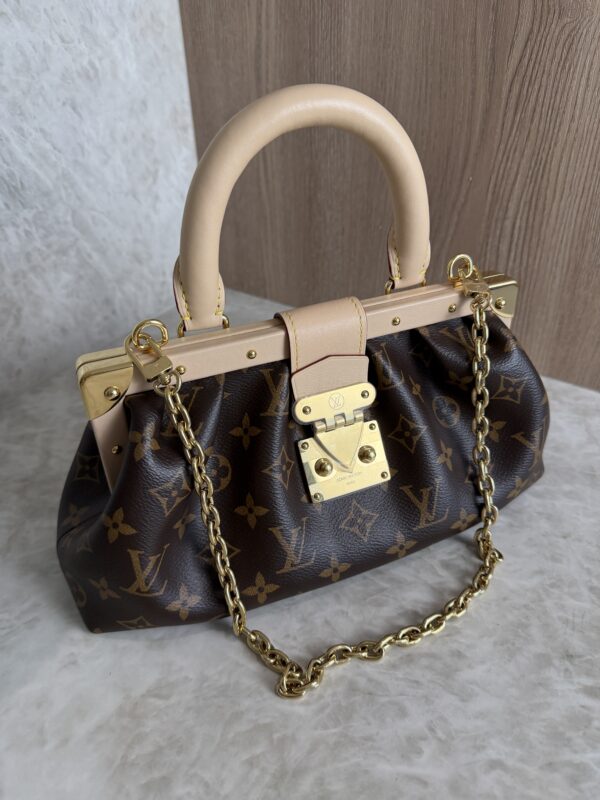 Louis Vuitton Monogram Clutch