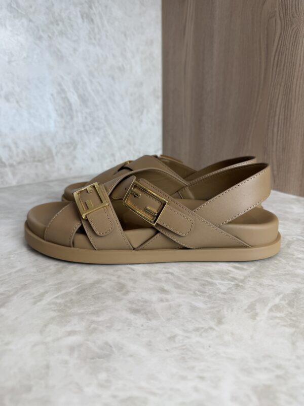 Fendi Black Leather Dad Sandals Size 38 Tan