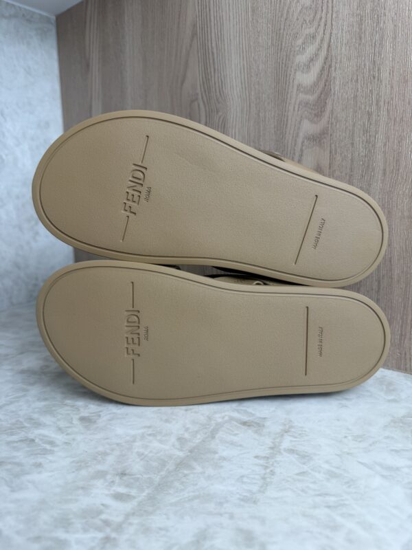 Fendi Black Leather Dad Sandals Size 38 Tan
