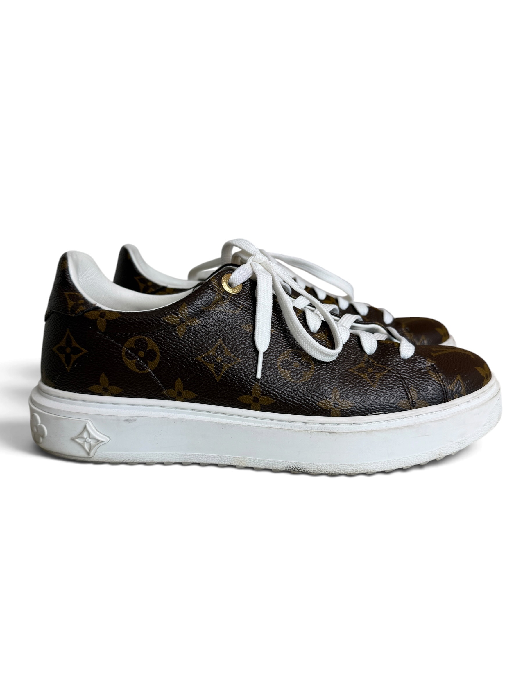Louis Vuitton Monogram Time Out Sneakers 39
