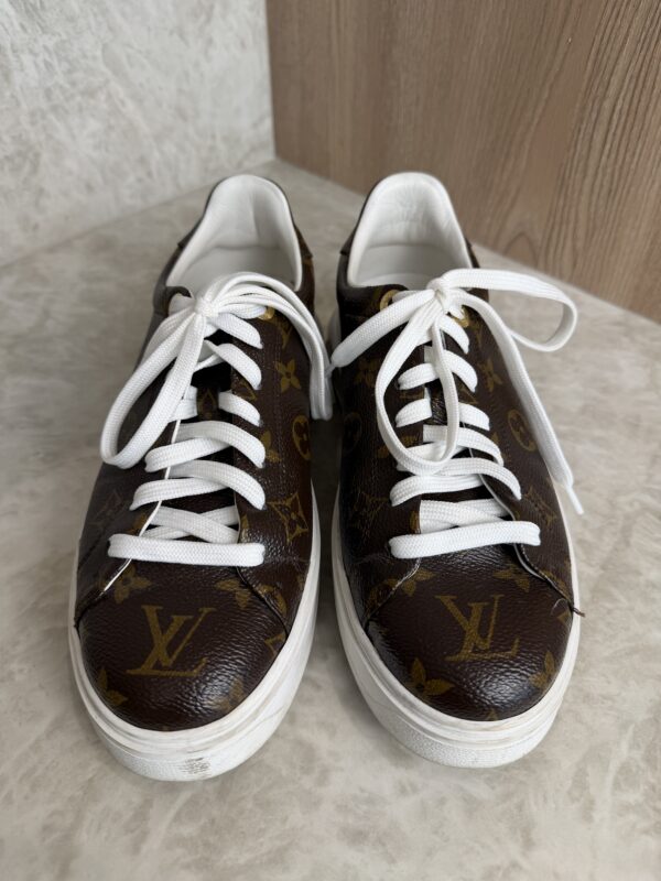 Louis Vuitton Monogram Time Out Sneakers 39