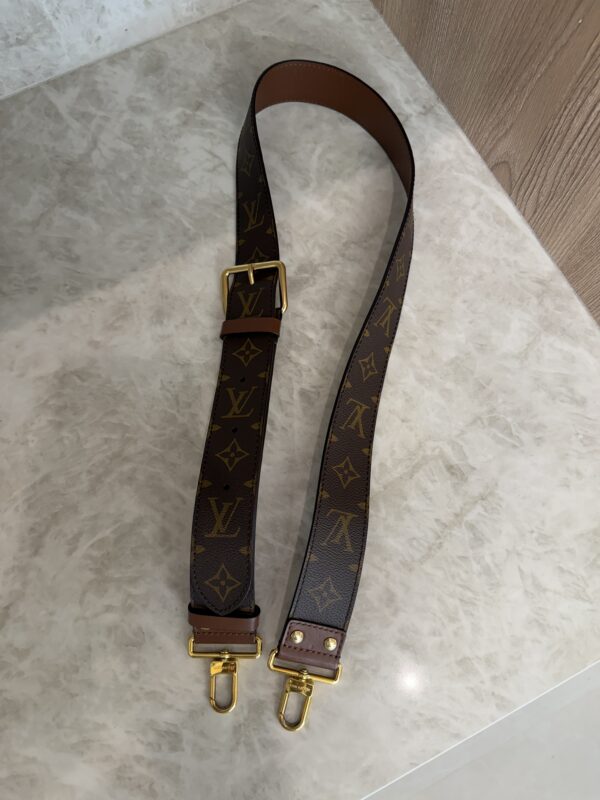Louis Vuitton Monogram Papillon Trunk