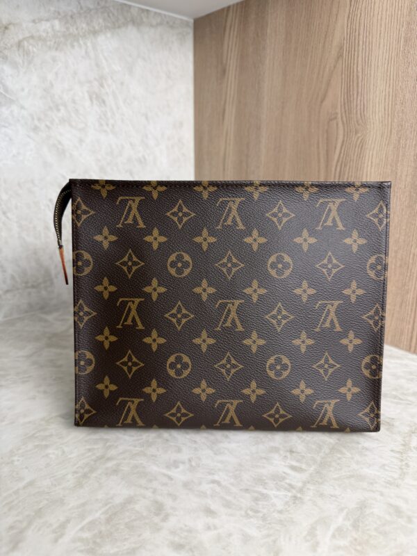 Louis Vuitton Monogram Toiletry 26