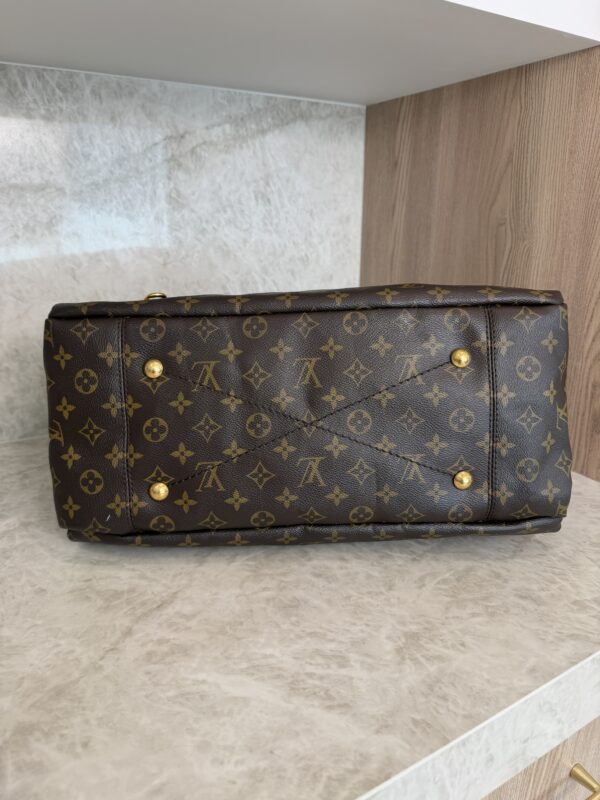 Louis Vuitton Monogram Artsy MM