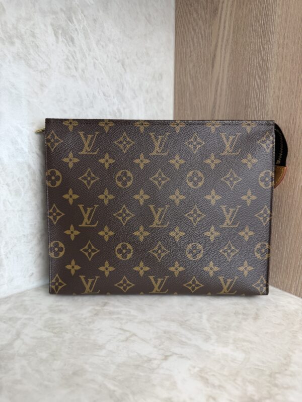 Louis Vuitton Monogram Toiletry 26