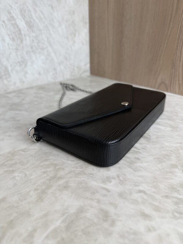 Louis Vuitton Epi Pochette Felicie Chain Wallet Noir