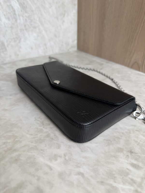 Louis Vuitton Epi Pochette Felicie Chain Wallet Noir