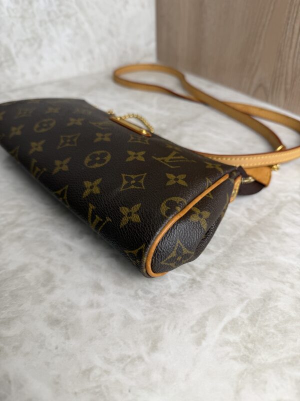 Louis Vuitton Monogram Pochette Eva